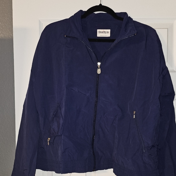 Eleven from Stranger Things Halloween Costume - Picture 8 of 11